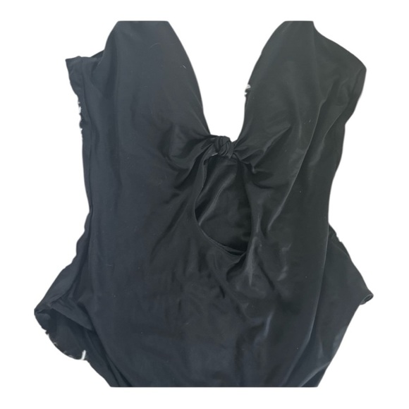 Andie The Santorini One Piece Swimsuit Solid Black Size $112 MSRP NEW Cutout - Picture 3 of 12